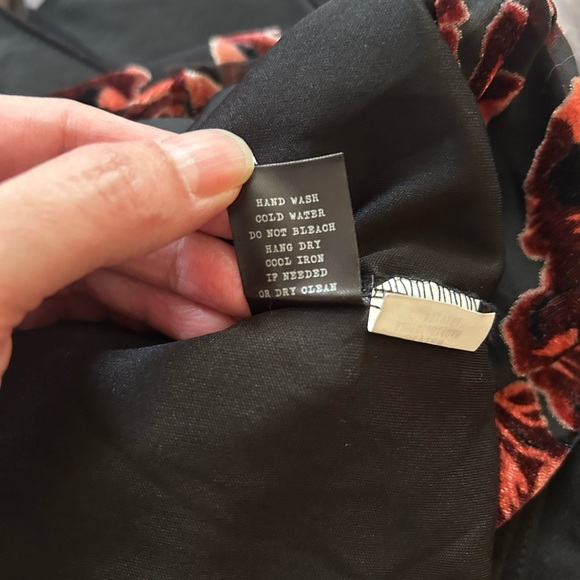 Adiva Black and Burgundy Velour Floral Mini Dress, Size Med - Picture 6 of 7